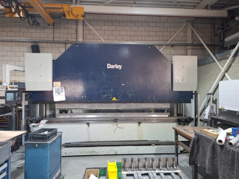 Darley EHP 150 kantbank 4300mm x 150ton